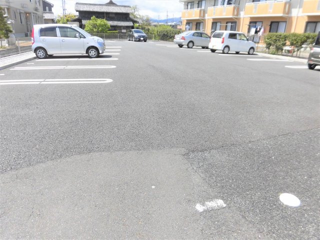 フォーラムワーゴ　の駐車場
