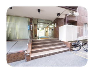 【エントランス】 | ゆとりのあるエントランスです