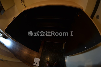 【玄関】 | プレミアムコート谷町４丁目 | ゆったりとした玄関です