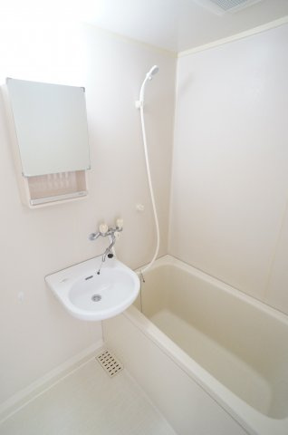 エスポアールゆきの浴室