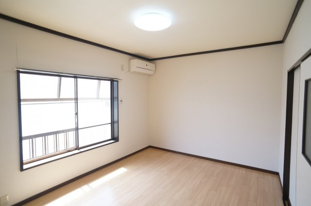 エスポアールゆきの洋室