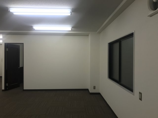 岡部ビル