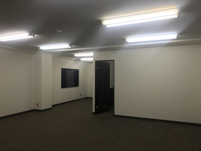 岡部ビル