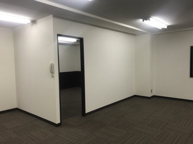 岡部ビル