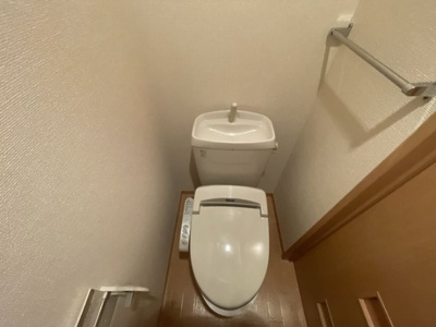 【トイレ】 | ピノ コラ