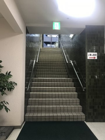 日本教育会館