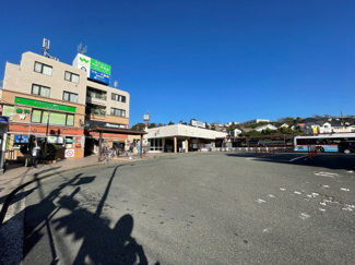 【周辺】 | 急行停車の能見台駅より徒歩１３分の立地。