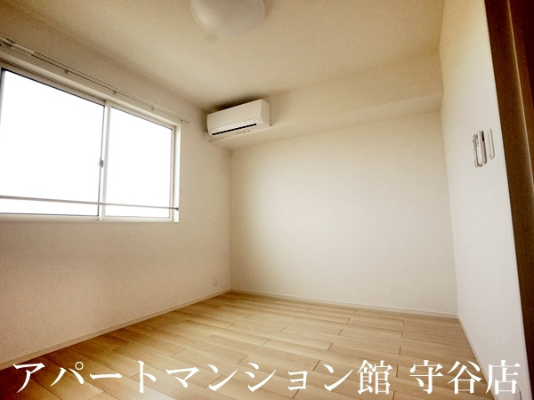 グリーンハイツ本豊田Bの洋室