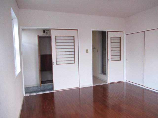 クリスタルハイツ（城西）の内装|内装もきれいです