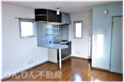 【居間・リビング】 | メゾンオレンジ3A.B | ゆったりとした居間です