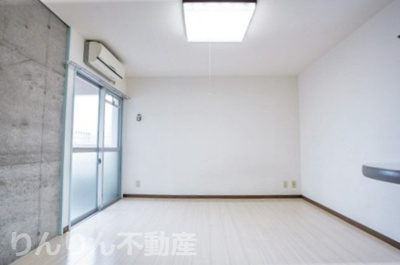 【寝室】 | メゾンオレンジ3A.B | 開放的な寝室です