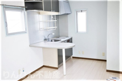 【キッチン】 | メゾンオレンジ3A.B | きれいなキッチンです