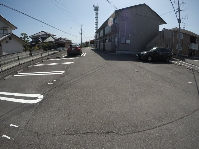 【駐車場】 | ヴィラ　シャルマンA