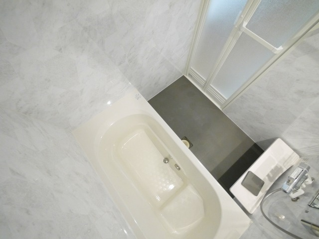 クレアール西九条の浴室|日々の暮らしに欠かせないお風呂です