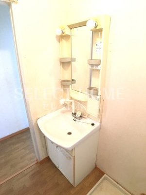 【独立洗面台】 | セジュール薮田B | 使いやすい独立洗面台です