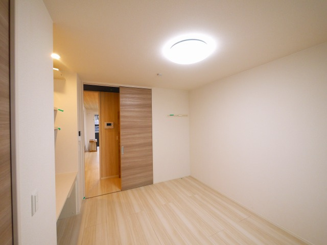 クレアール西九条の洋室|広々とした洋室です