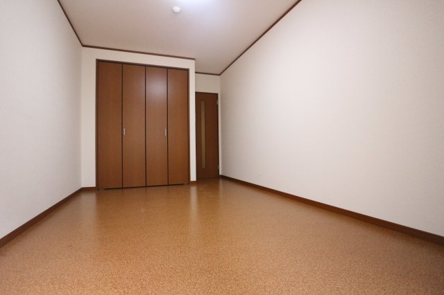 ニューナイスマンションの居間・リビング