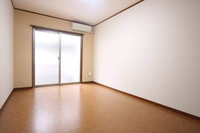 ニューナイスマンションの寝室