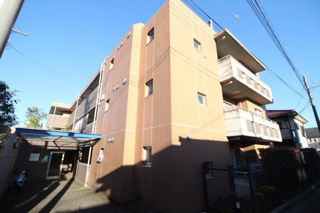 初音マンション