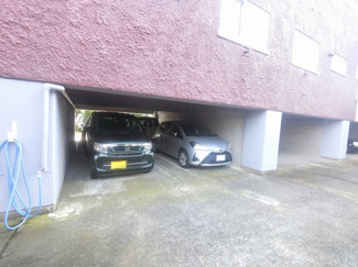 【駐車場】 | 平置き駐車場です。