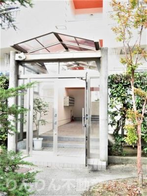 【エントランス】 | メゾンオレンジ2 | 毎日通るエントランスはこのようになっています