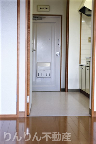 【玄関】 | メゾンオレンジ2 | 毎日通る玄関はこちらです