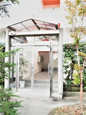 【エントランス】 | メゾンオレンジ2 | ゆとりのあるエントランスです