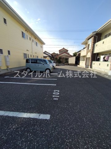 【駐車場】 | シルクヴェールフジB棟