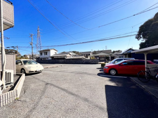 【駐車場】