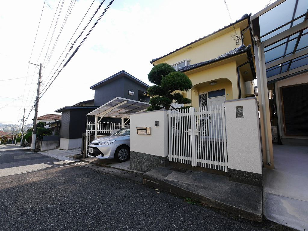 神陵台5丁目戸建の外観|◇ペットと暮らせる戸建賃貸◇駐車場あり♪