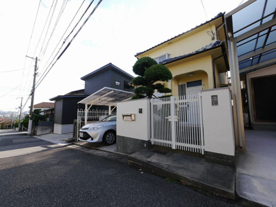 【外観】 | 神陵台5丁目戸建 | ◇ペットと暮らせる戸建賃貸◇駐車場あり♪