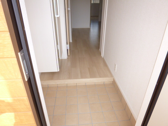 倉敷市連島町亀島新田のアパートの玄関