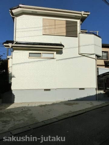 勝田台４丁目　中古戸建の外観|勝田台４丁目　中古戸建　内外装リフォーム済（令和３年１０月）既存住宅瑕疵保険　南西公道・北東公道の二方向道路面　６ＤＫ＋納戸　カースペース　