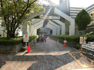 【エントランス】