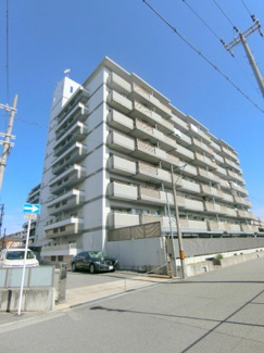 【外観】 | ＪＲ東海度本線「塚本」駅徒歩６分の好立地です！