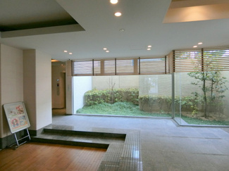 【エントランス】 | ■まるでホテルに入ったかのような高級感のあるエントランス！