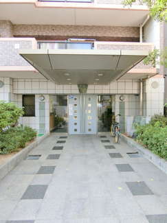 【エントランス】