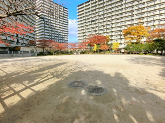 【その他共用部分】 | ◆敷地内に公園あります！！
◆小さなお子様がよく遊んでいます！！