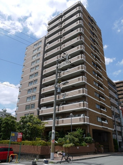 【外観】 | 重厚な鉄骨鉄筋コンクリート造１３階建