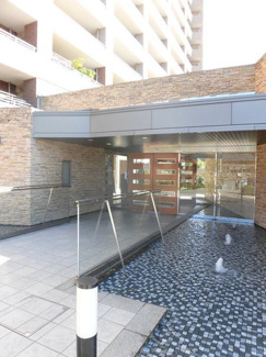 【エントランス】 | オシャレで落ち着いた雰囲気の入り口