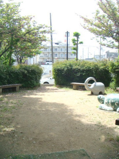 【その他共用部分】 | 敷地内広場がございます