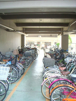 【その他共用部分】 | 敷地内駐輪場です