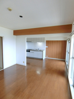 【外観】 | 日当り良好な広々としたリビング