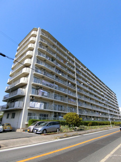 【外観】 | どっしりした外観、まだまだ綺麗です！