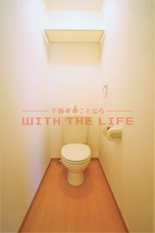 コートグレイス のトイレ|落ち着いた色調のトイレです