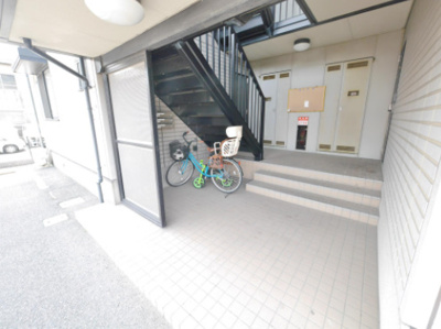 【エントランス】 | Mグリーンズ