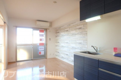 【居間・リビング】 | グレイス池田 | 写真は同物件別室参考