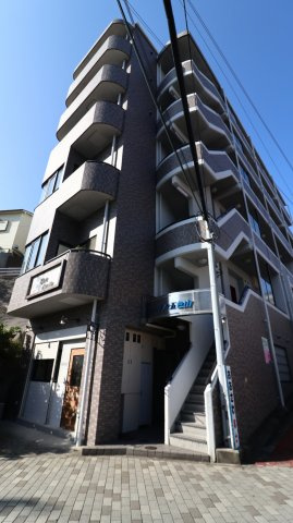 コーラル五色山の外観