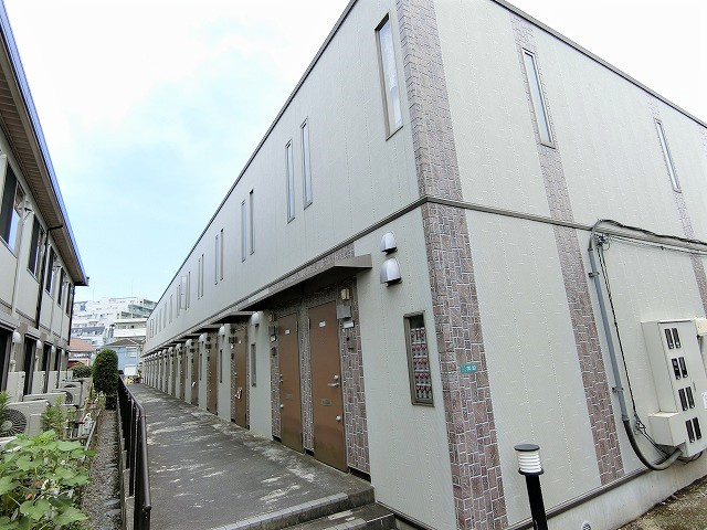 フレスポタウン昭島　C棟の外観