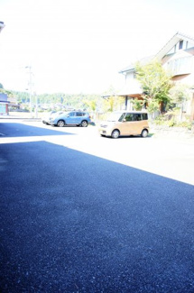 【駐車場】